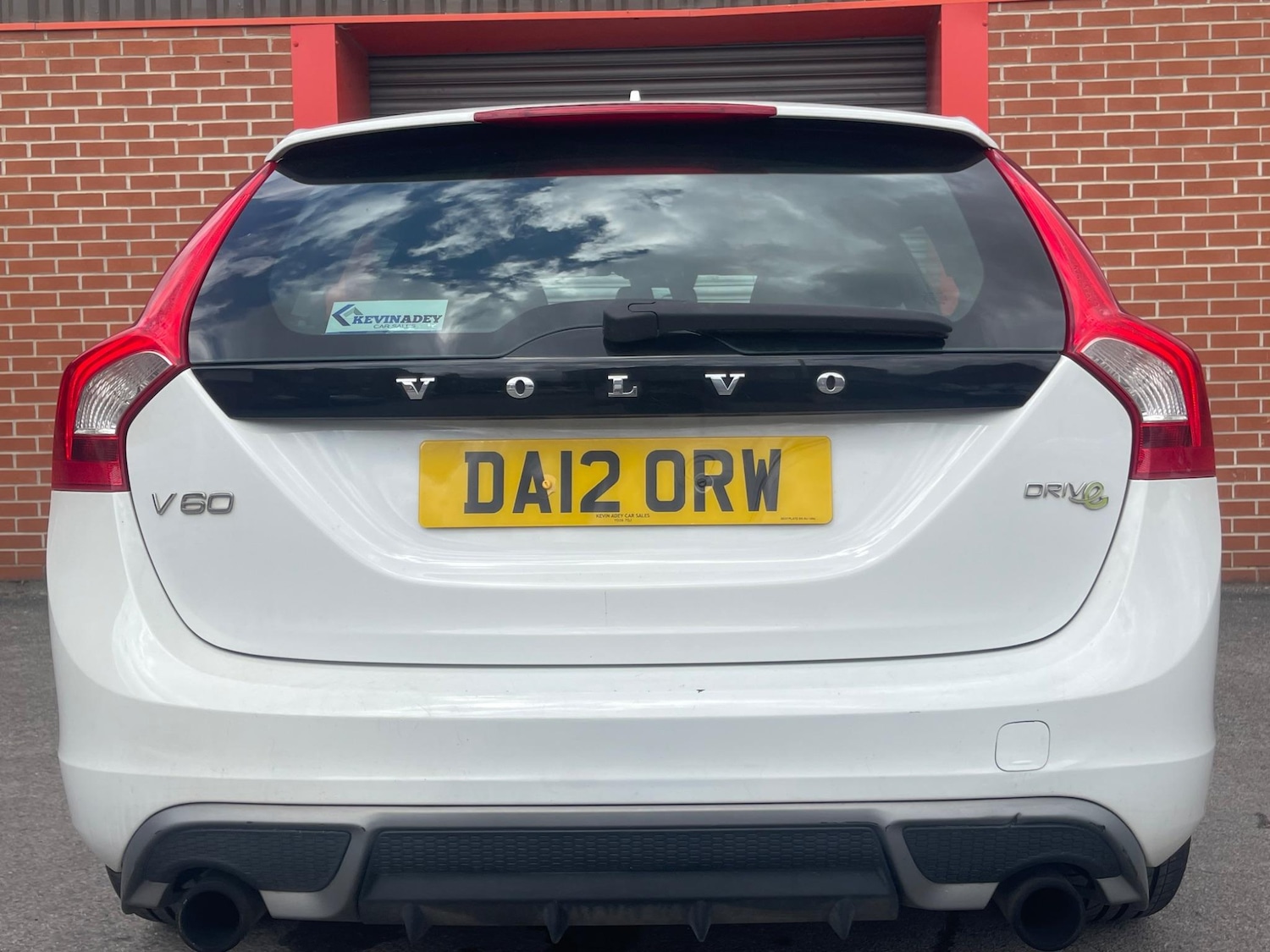 Used Volvo V60 2012 for sale - 75981754: Photo 27