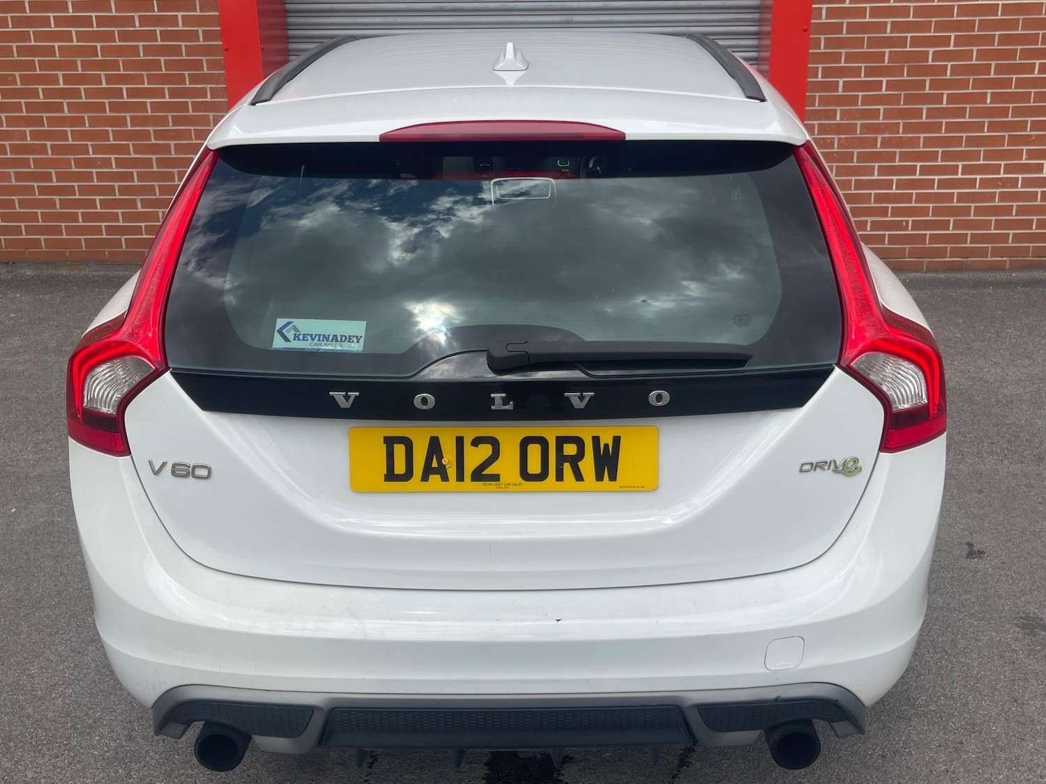 Used Volvo V60 2012 for sale - 75981754: Photo 28