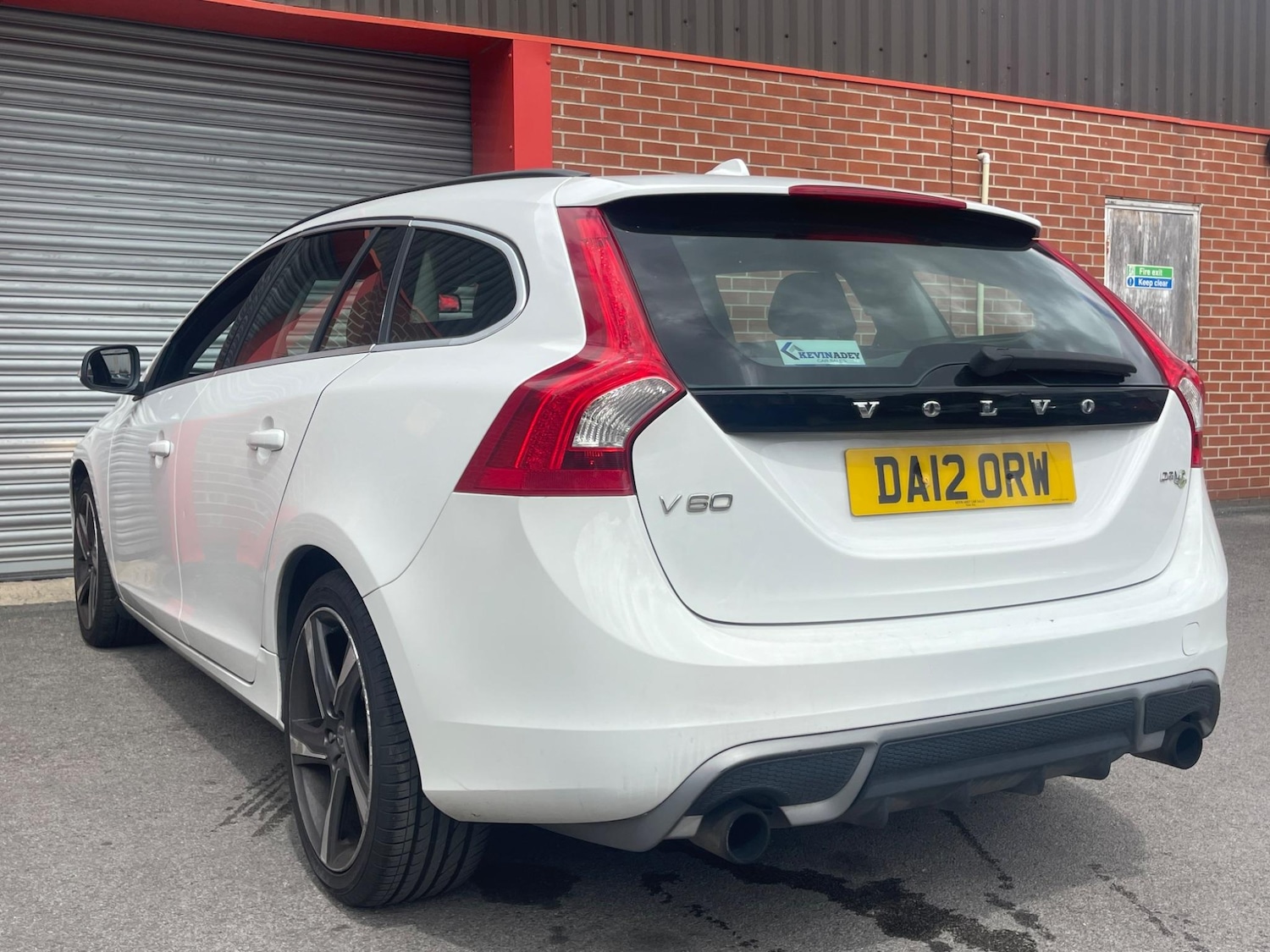 Used Volvo V60 2012 for sale - 75981754: Photo 29