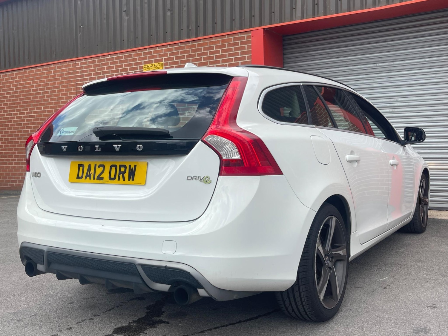 Used Volvo V60 2012 for sale - 75981754: Photo 31