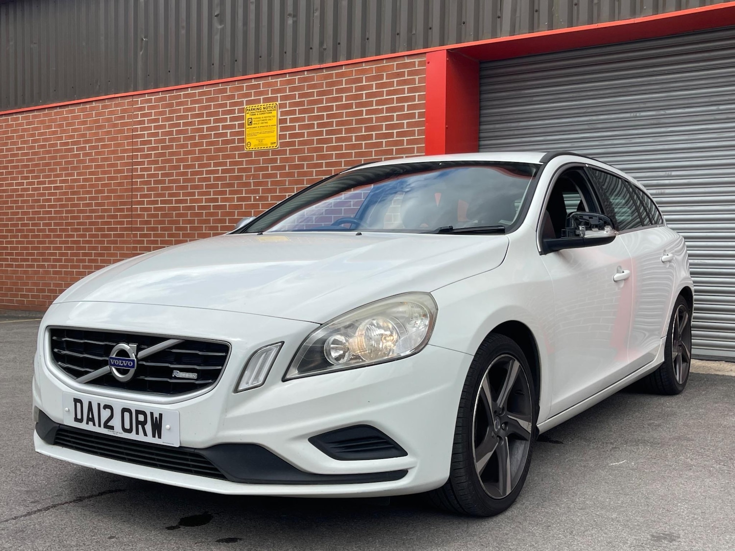 Used Volvo V60 2012 for sale - 75981754: Photo 5