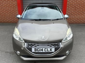 Used Peugeot 208 2014 for sale - 79807704: Photo
