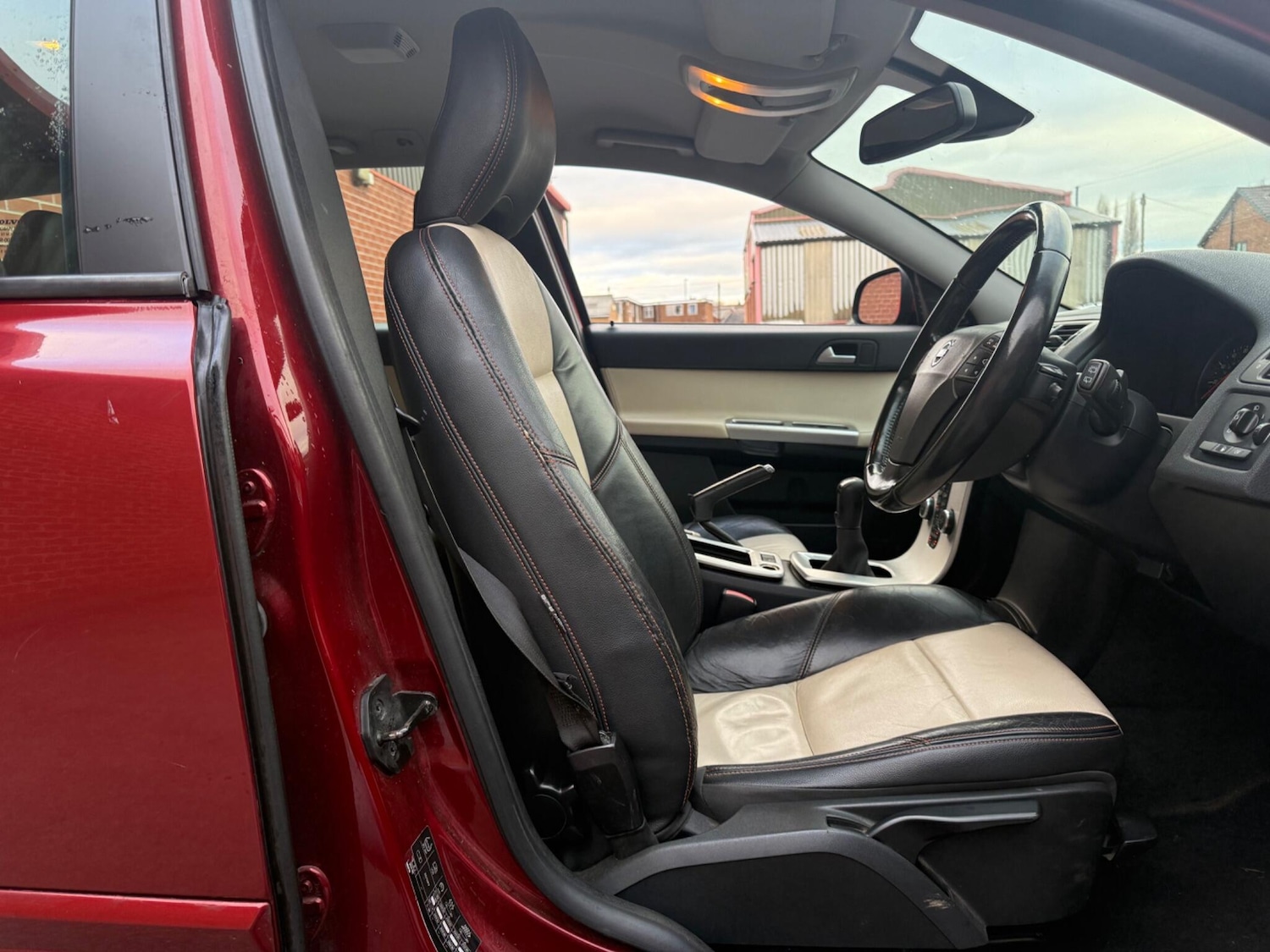 Used Volvo V50 2012 for sale - 77082032: Photo 22