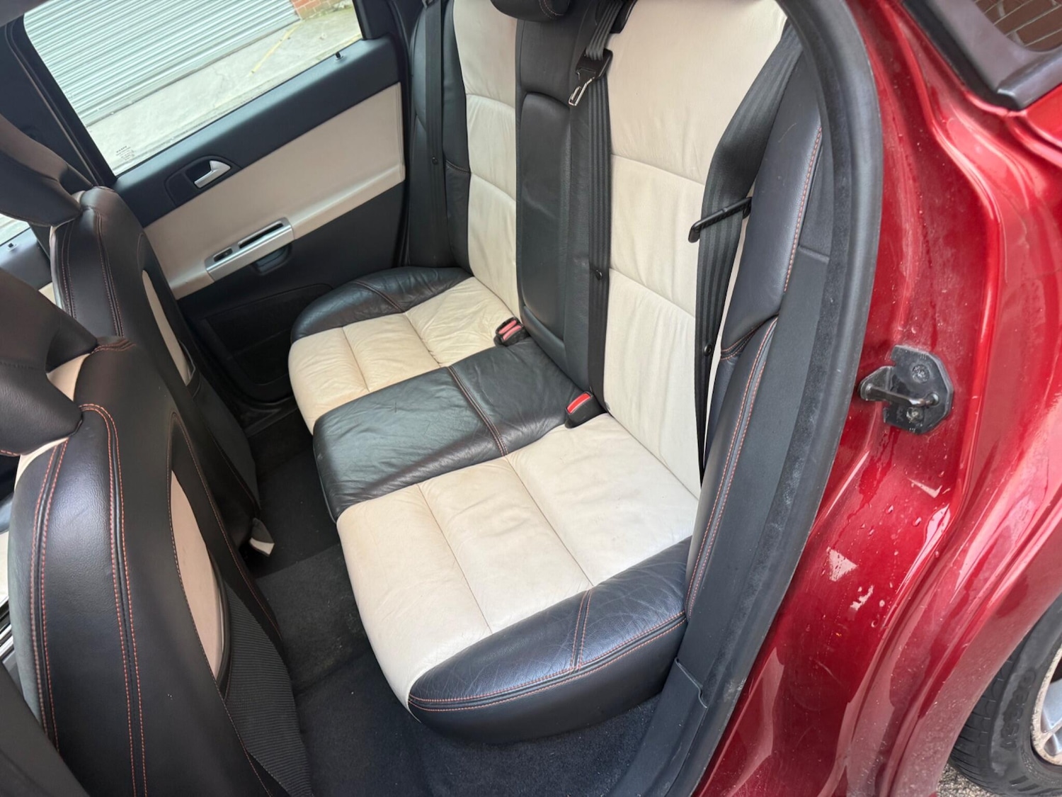 Used Volvo V50 2012 for sale - 77082032: Photo 27