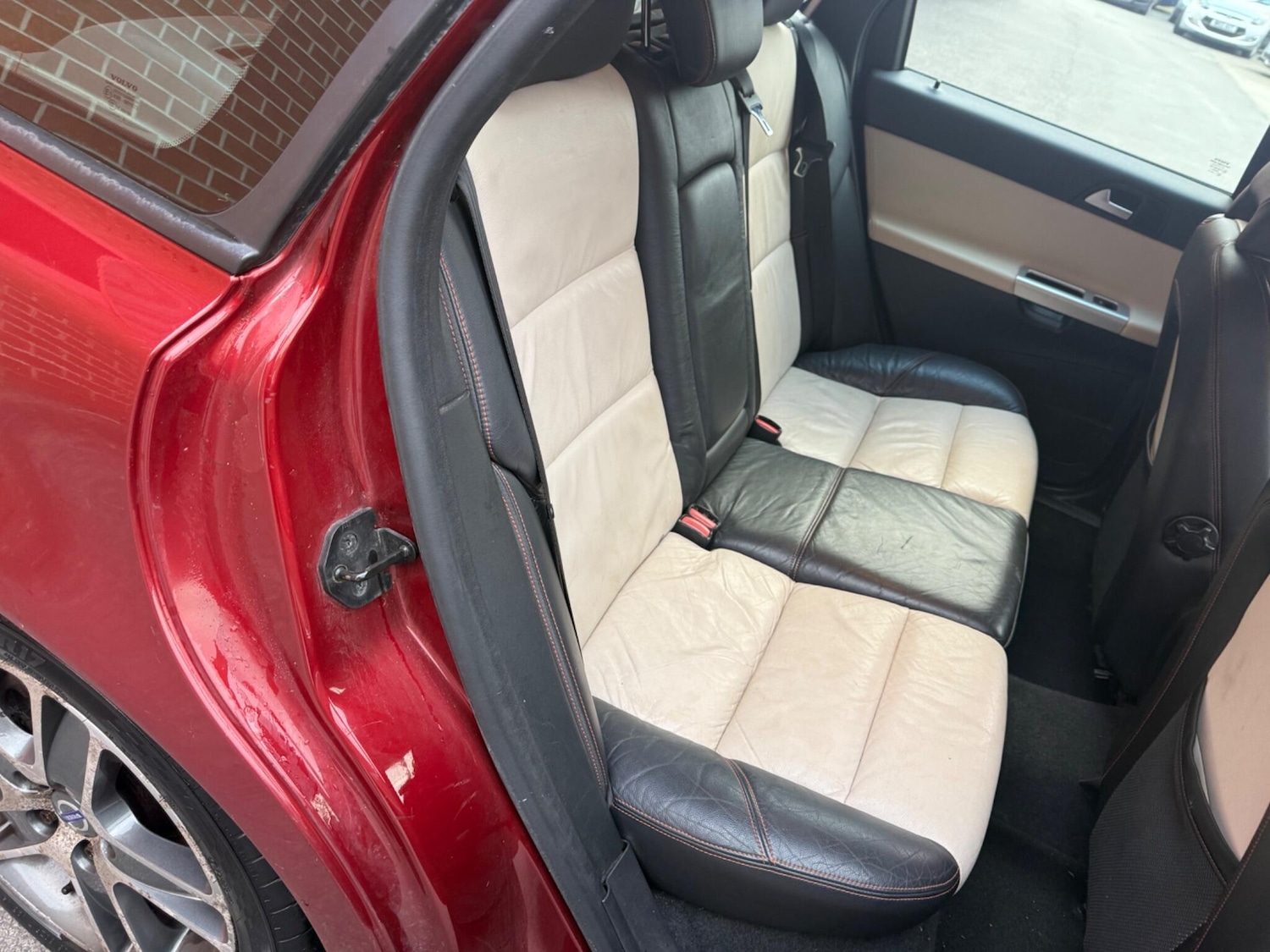 Used Volvo V50 2012 for sale - 77082032: Photo 29