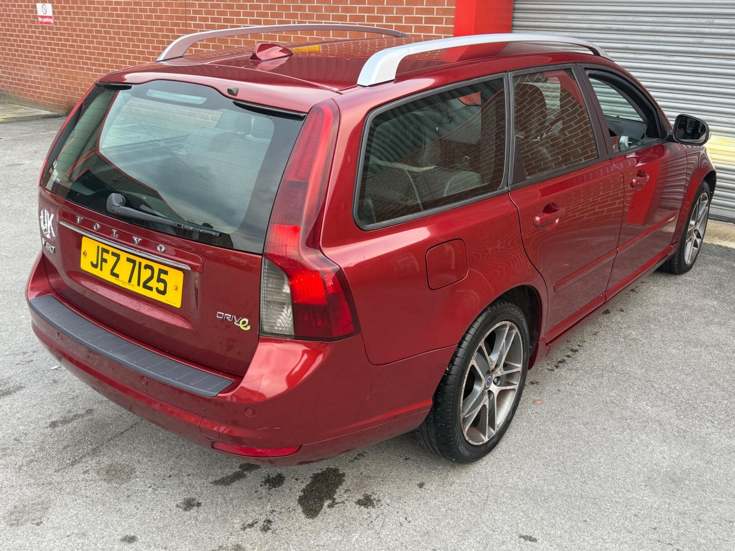 Used Volvo V50 2012 for sale - 77082032: Photo 35