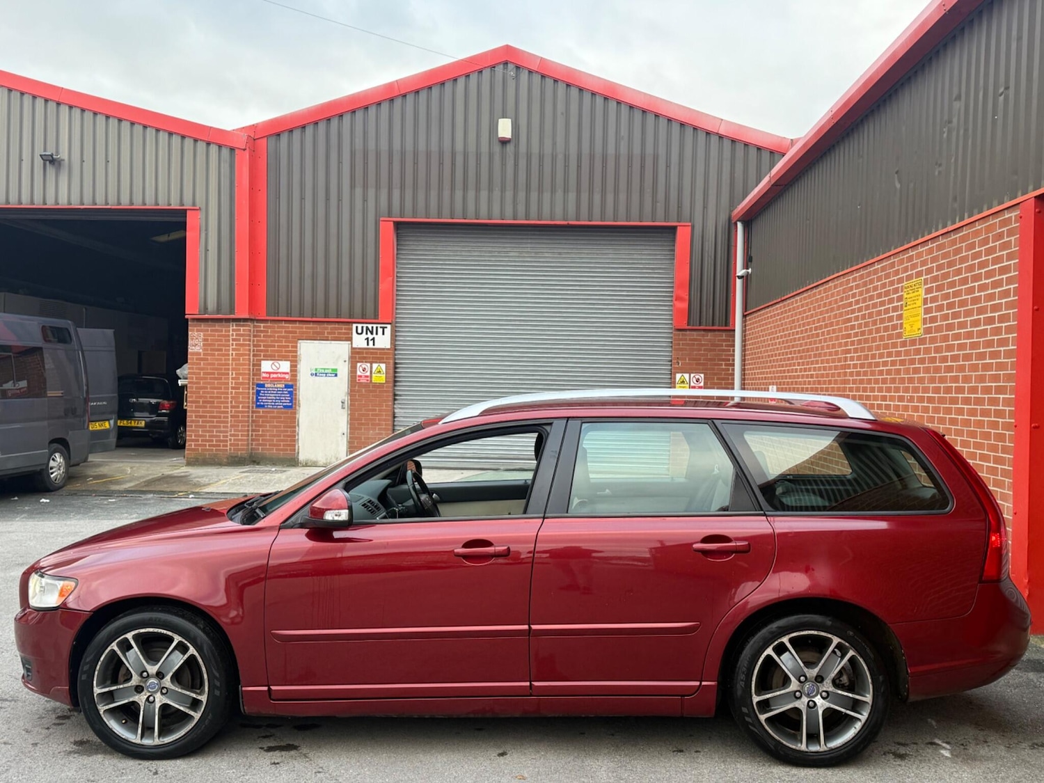 Used Volvo V50 2012 for sale - 77082032: Photo 8