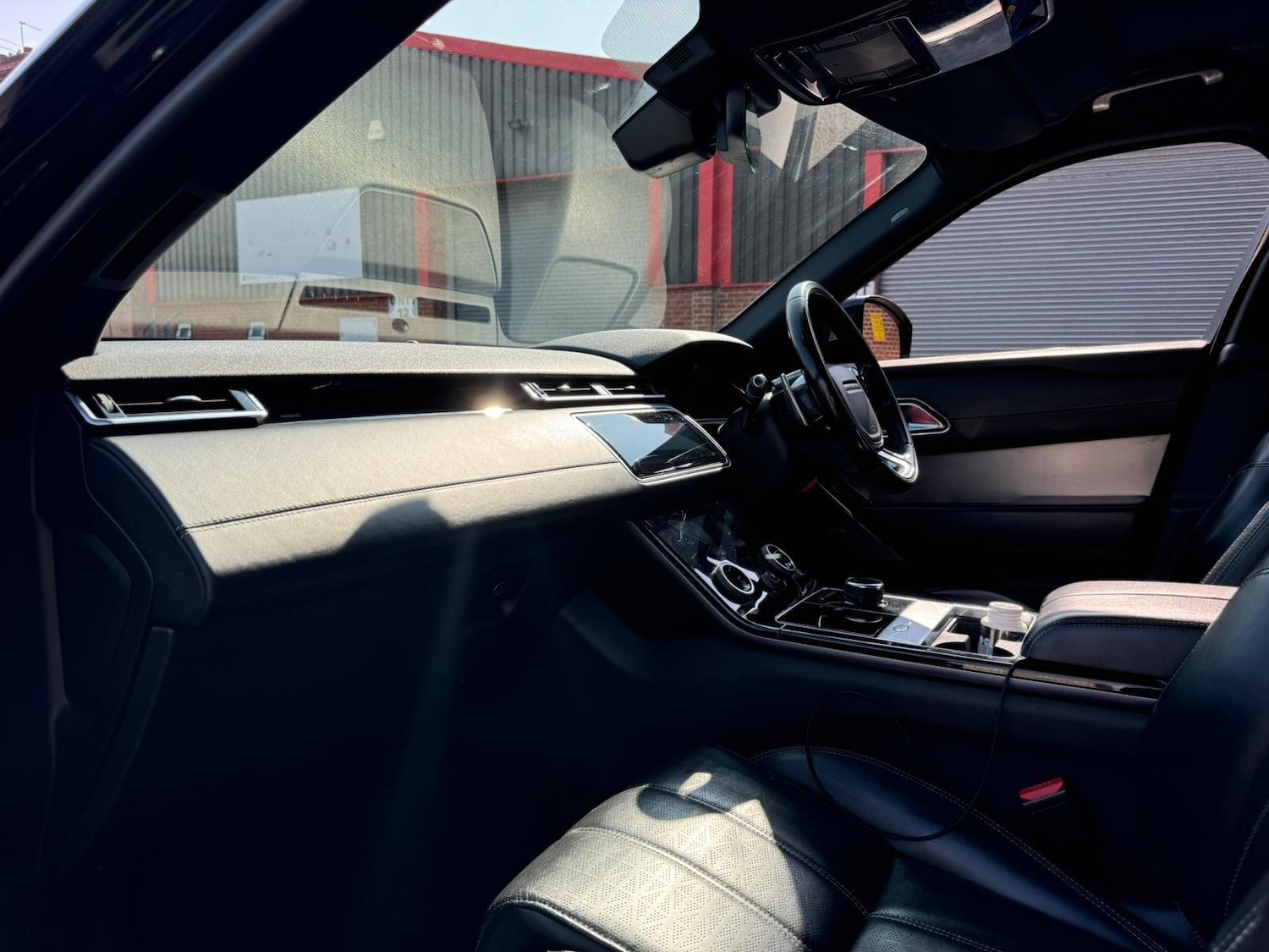 Used Land Rover Range Rover Velar 2018 for sale - 75981721: Photo 31