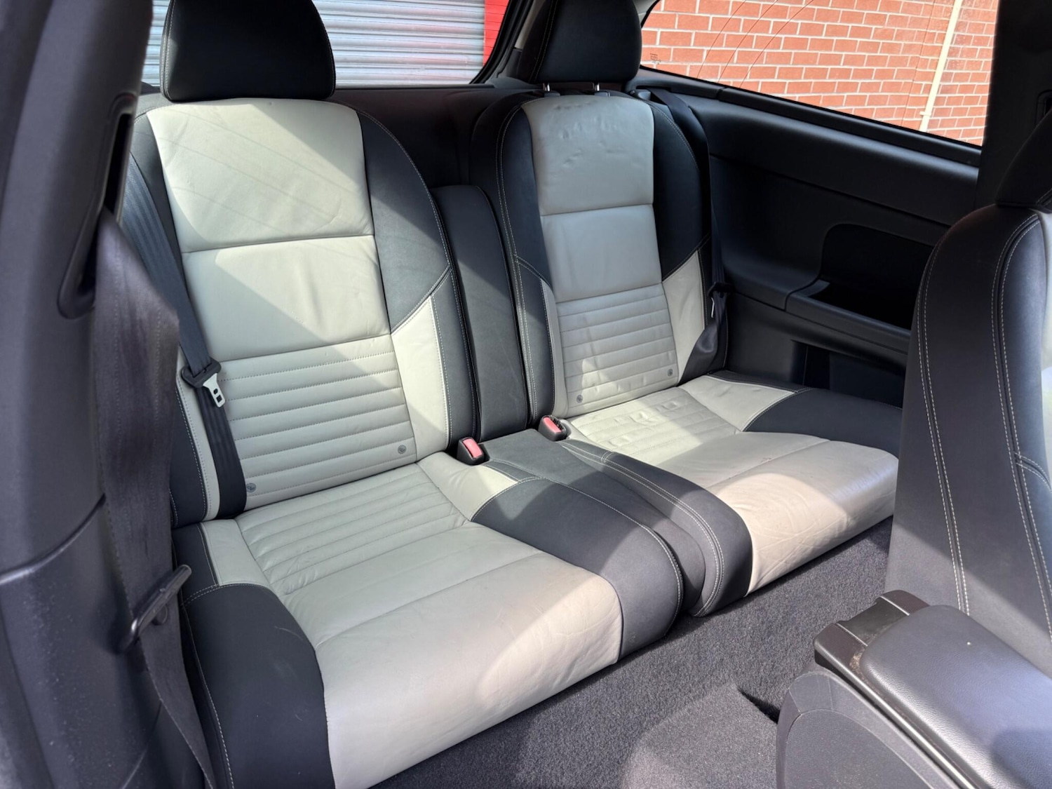 Used Volvo C30 2010 for sale - 75981715: Photo 28