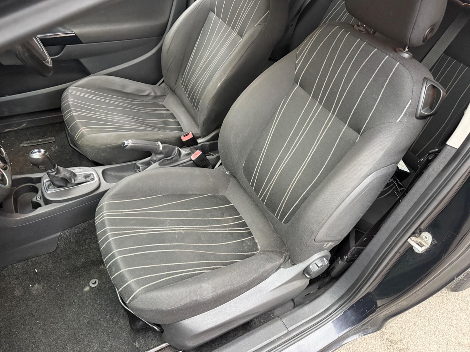 Used Vauxhall Corsa 2010 for sale - 77425161: Photo 25