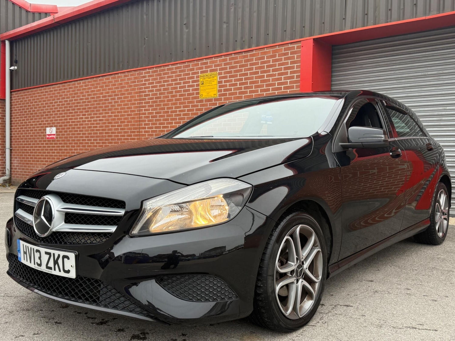 Used Mercedes-Benz A-Class 2013 for sale - 76424313: Photo 5