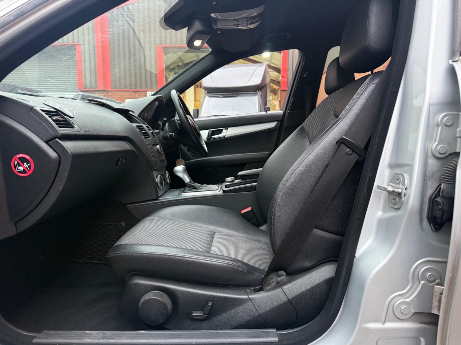 Used Mercedes-Benz C Class 2009 for sale - 77425528: Photo 24