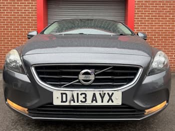 Used Volvo V40 2013 for sale - 79657277: Photo