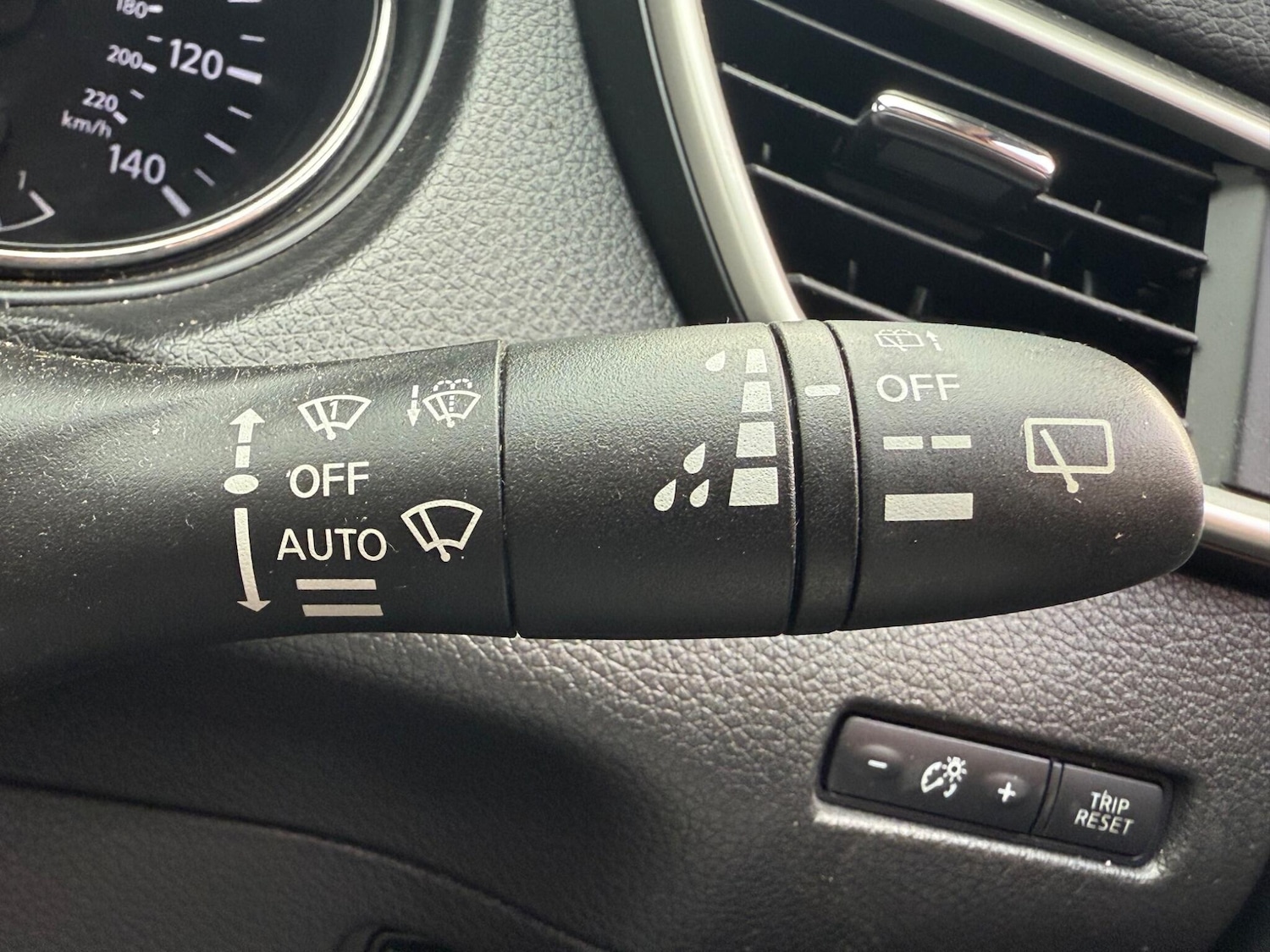 Used Nissan X-Trail 2015 for sale - 76122302: Photo 16