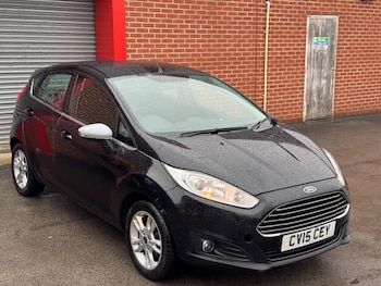 Used Ford Fiesta 2015 for sale - 76562445: Photo