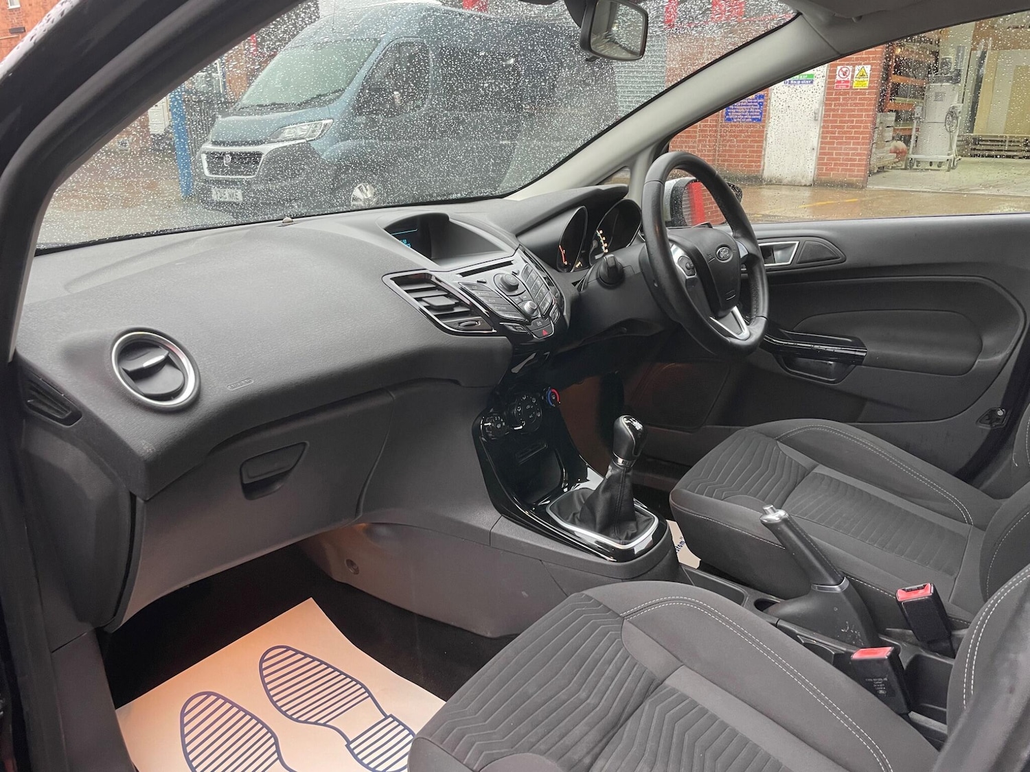 Used Ford Fiesta 2015 for sale - 76562445: Photo 26