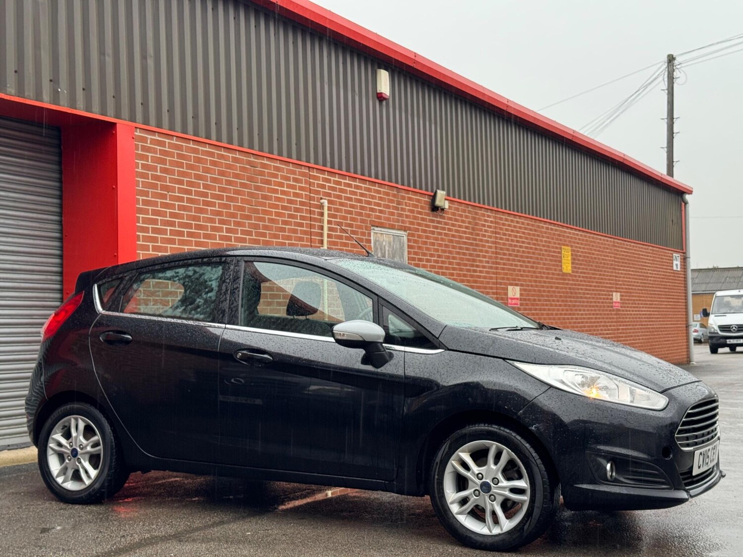 Used Ford Fiesta 2015 for sale - 76562445: Photo 8