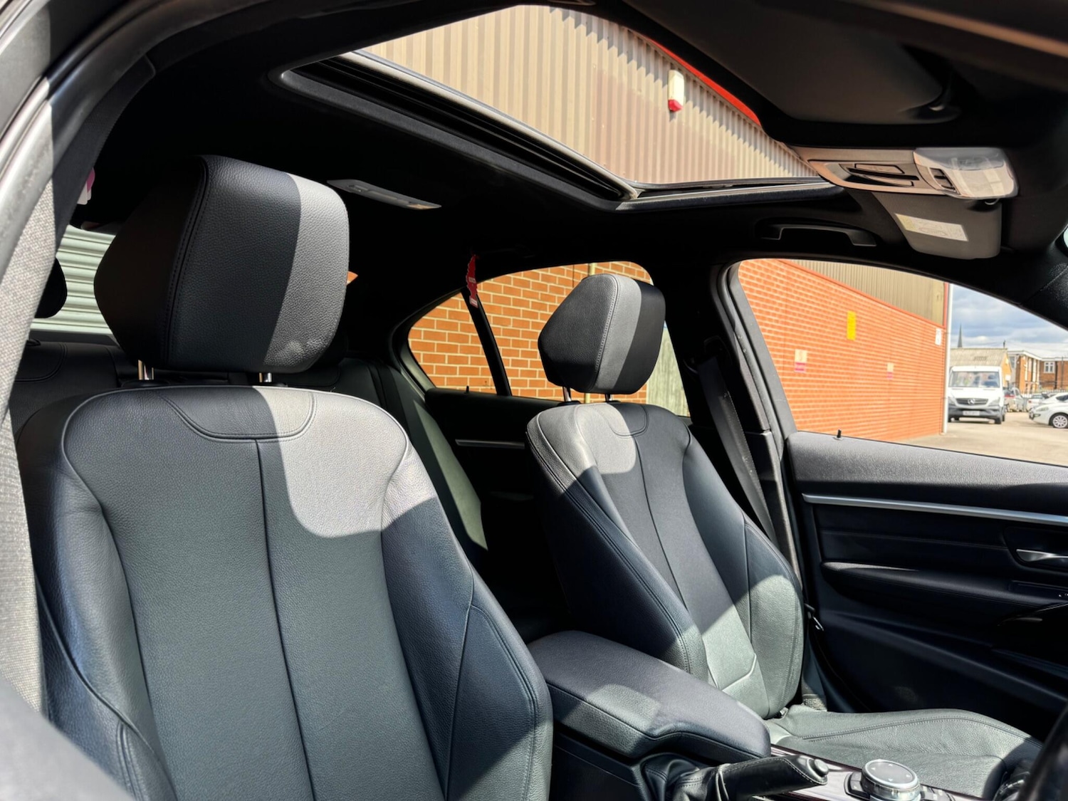 Used BMW 3 Series 2016 for sale - 76446892: Photo 17