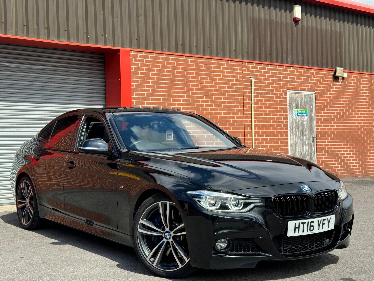 Used BMW 3 Series 2016 for sale - 76446892: Photo 2