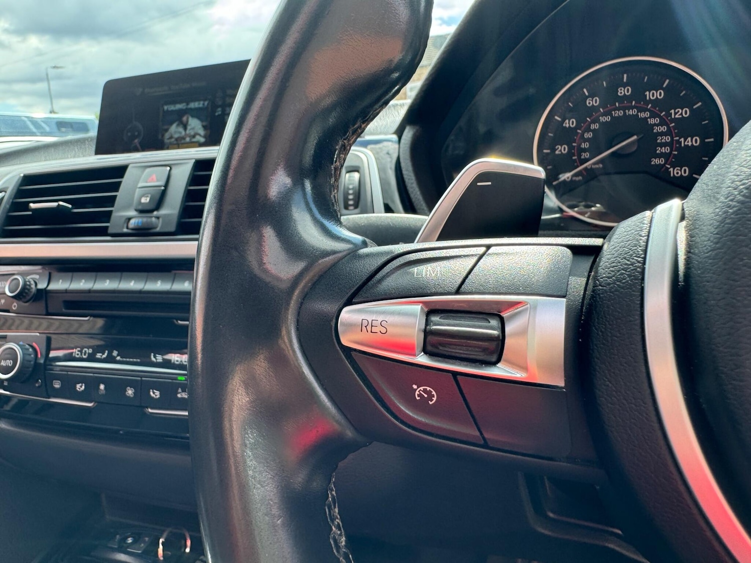 Used BMW 3 Series 2016 for sale - 76446892: Photo 32