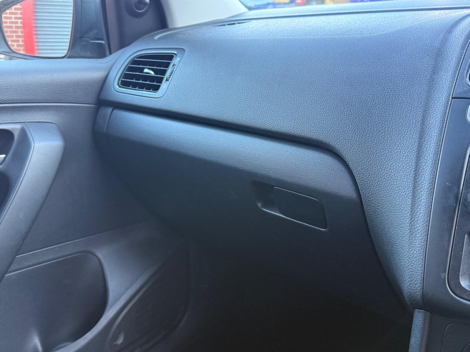 Used Volkswagen Polo 2010 for sale - 76072879: Photo 17