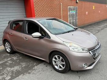 Used Peugeot 208 2012 for sale - 79657719: Photo
