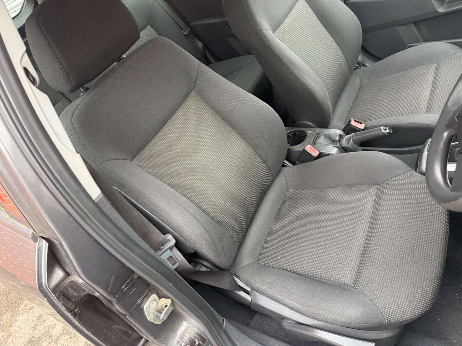 Used Vauxhall Astra 2010 for sale - 77142985: Photo 21