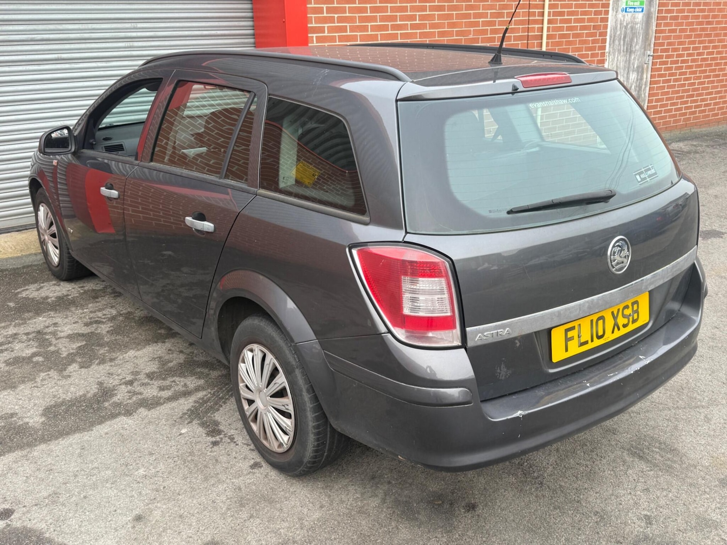 Used Vauxhall Astra 2010 for sale - 77142985: Photo 31