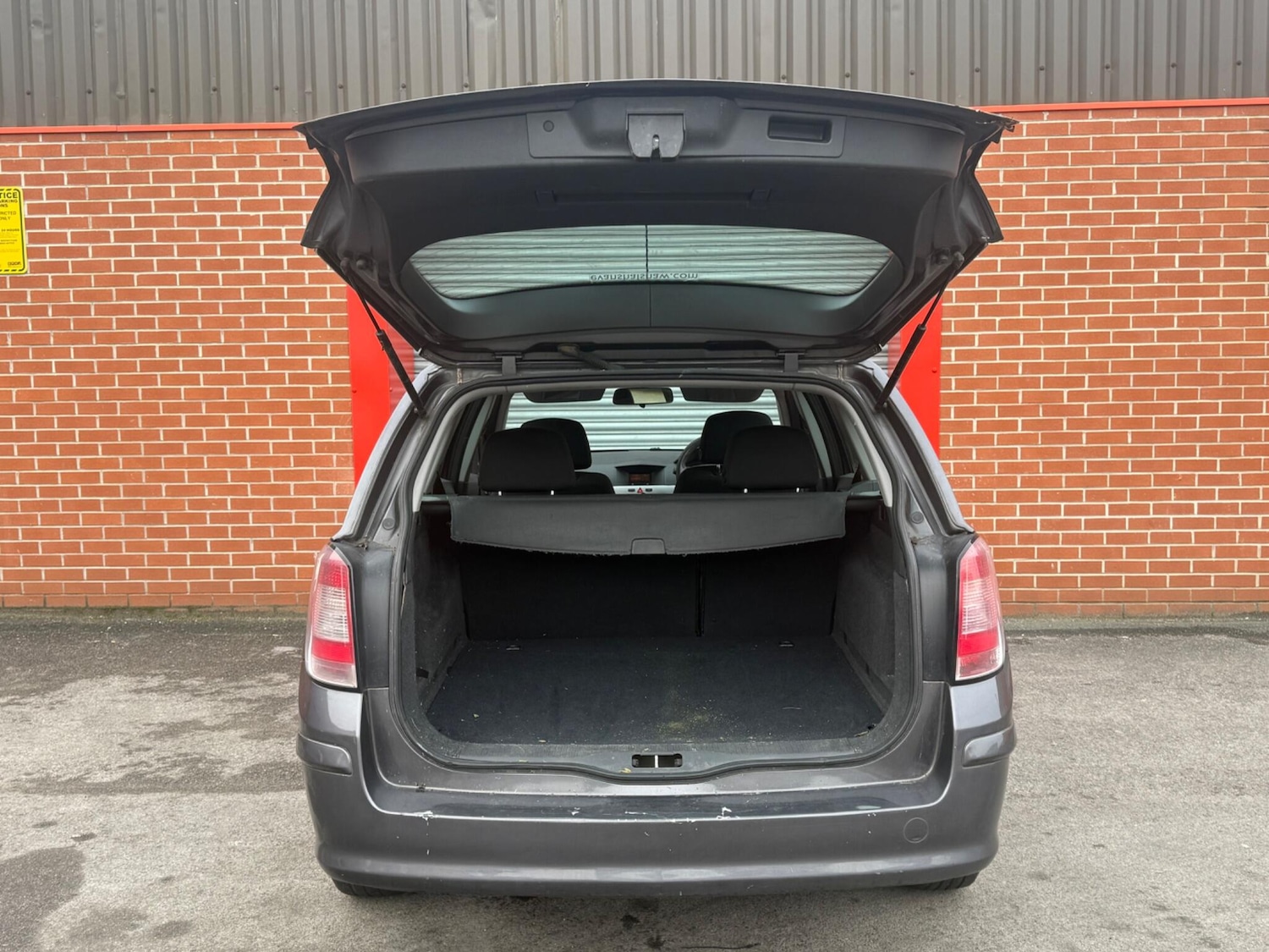 Used Vauxhall Astra 2010 for sale - 77142985: Photo 34