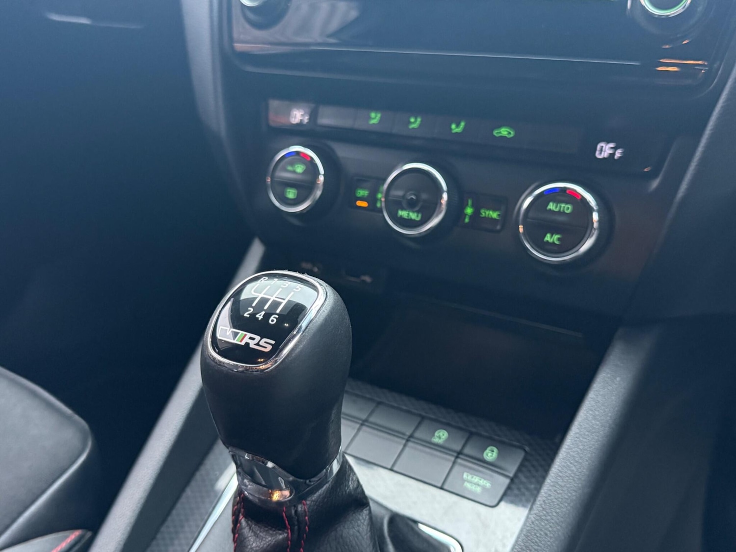 Used Skoda Octavia 2015 for sale - 76572624: Photo 17