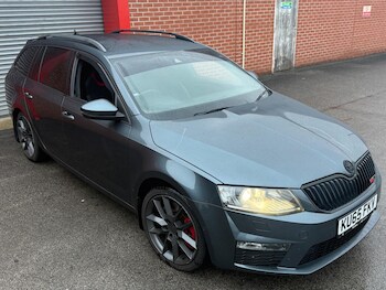 Used Skoda Octavia 2015 for sale - 76572624: Photo