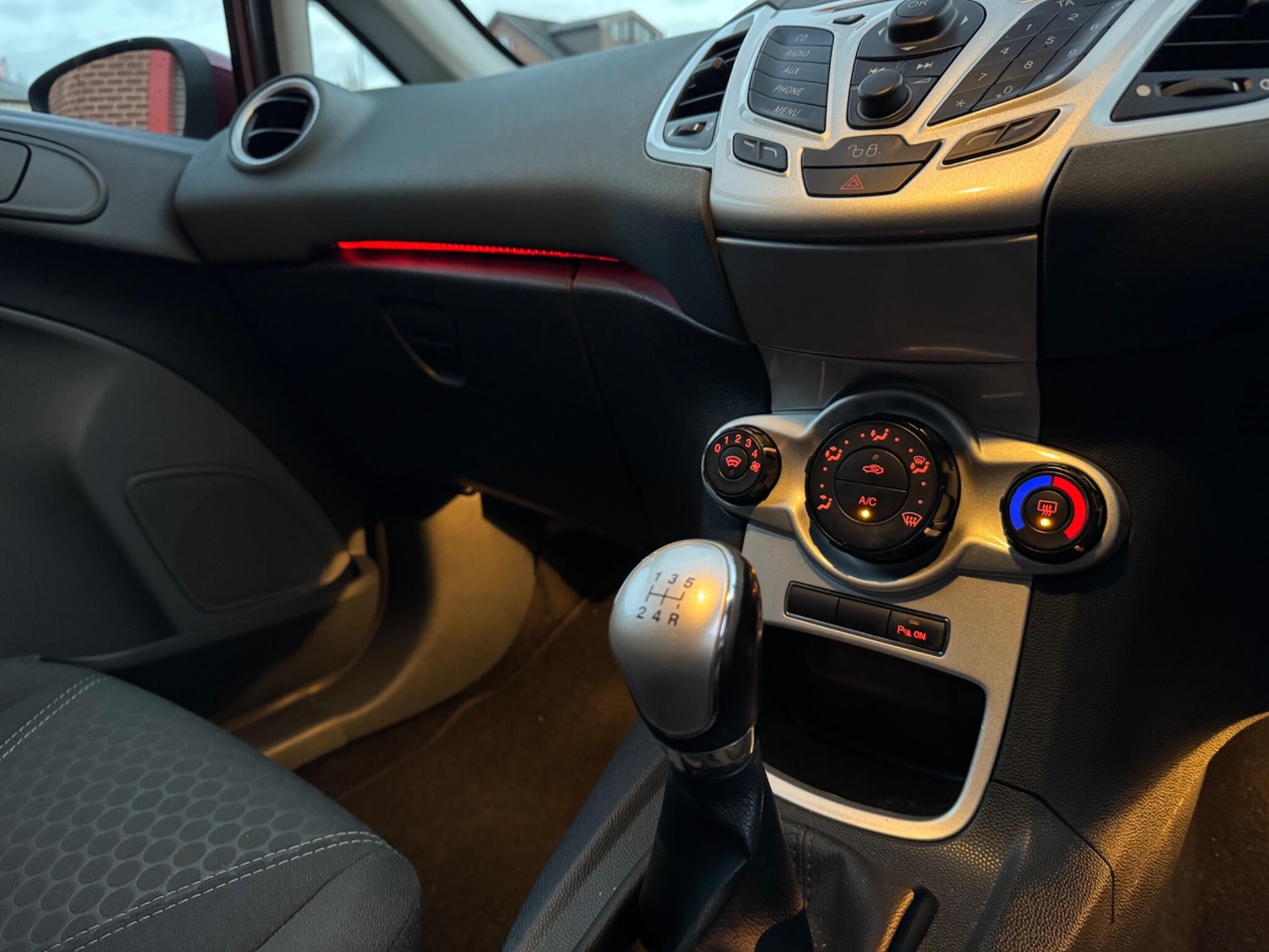 Used Ford Fiesta 2010 for sale - 76887271: Photo 20