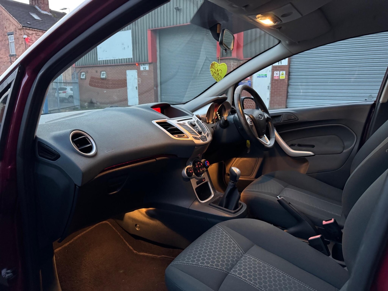 Used Ford Fiesta 2010 for sale - 76887271: Photo 30