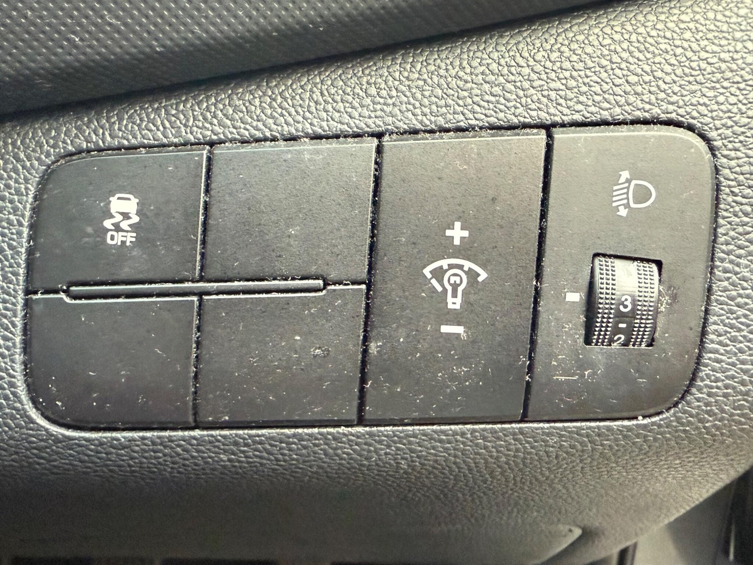 Used Hyundai i10 2017 for sale - 78048128: Photo 10