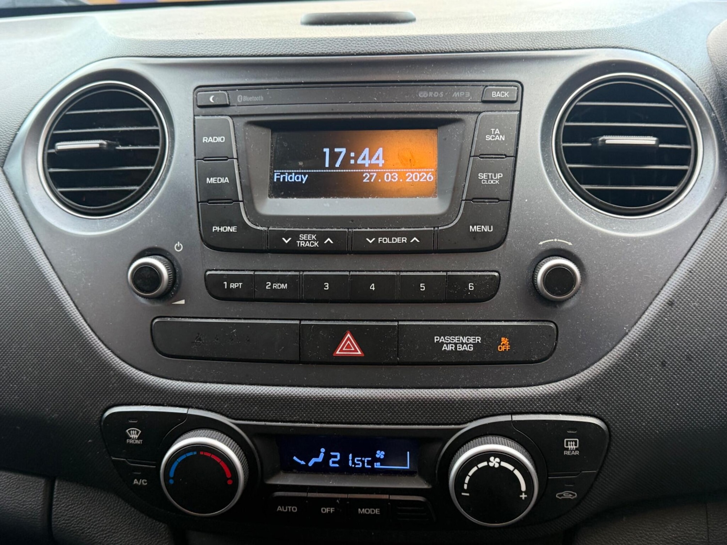 Used Hyundai i10 2017 for sale - 78048128: Photo 18