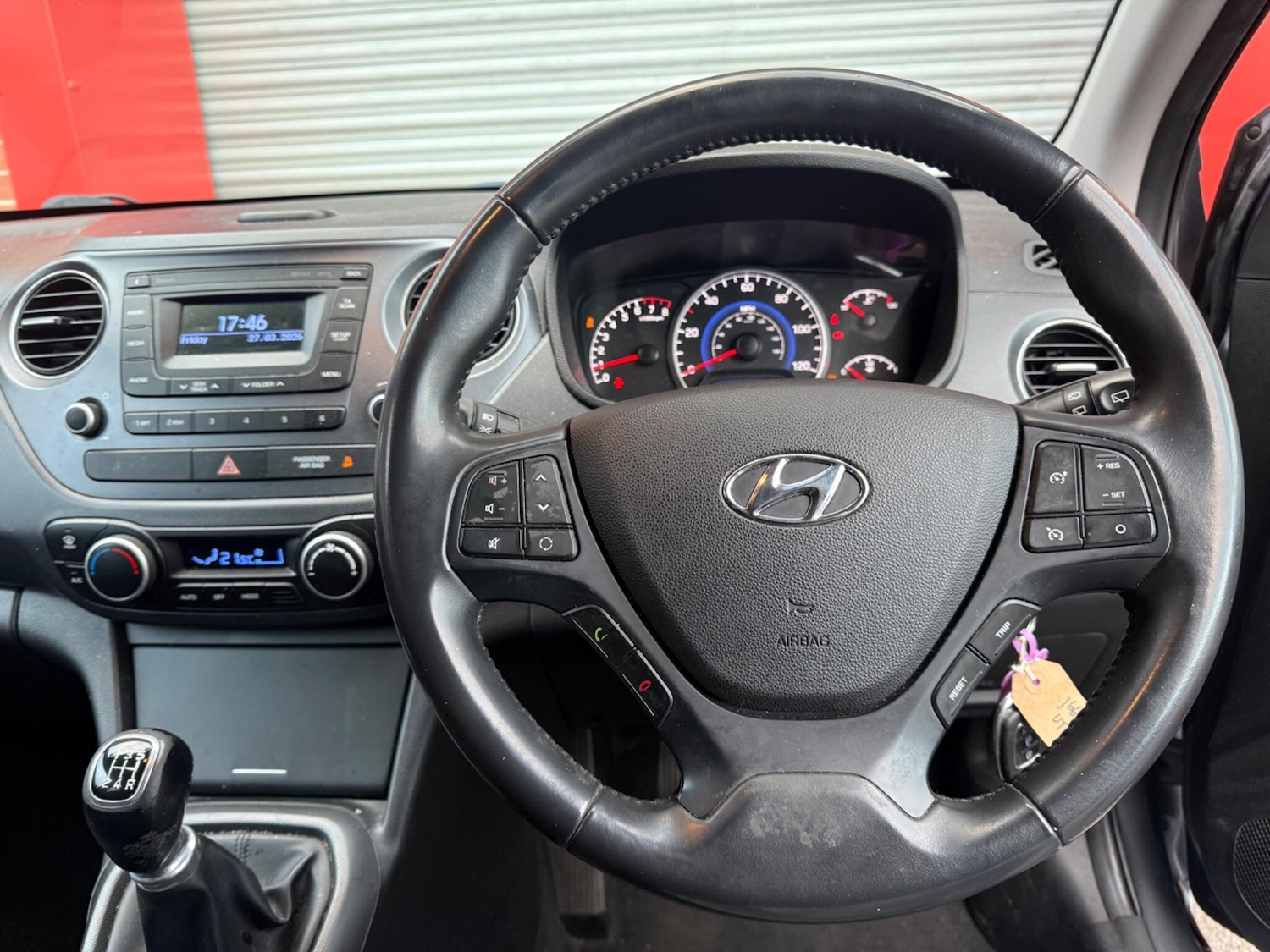 Used Hyundai i10 2017 for sale - 78048128: Photo 21