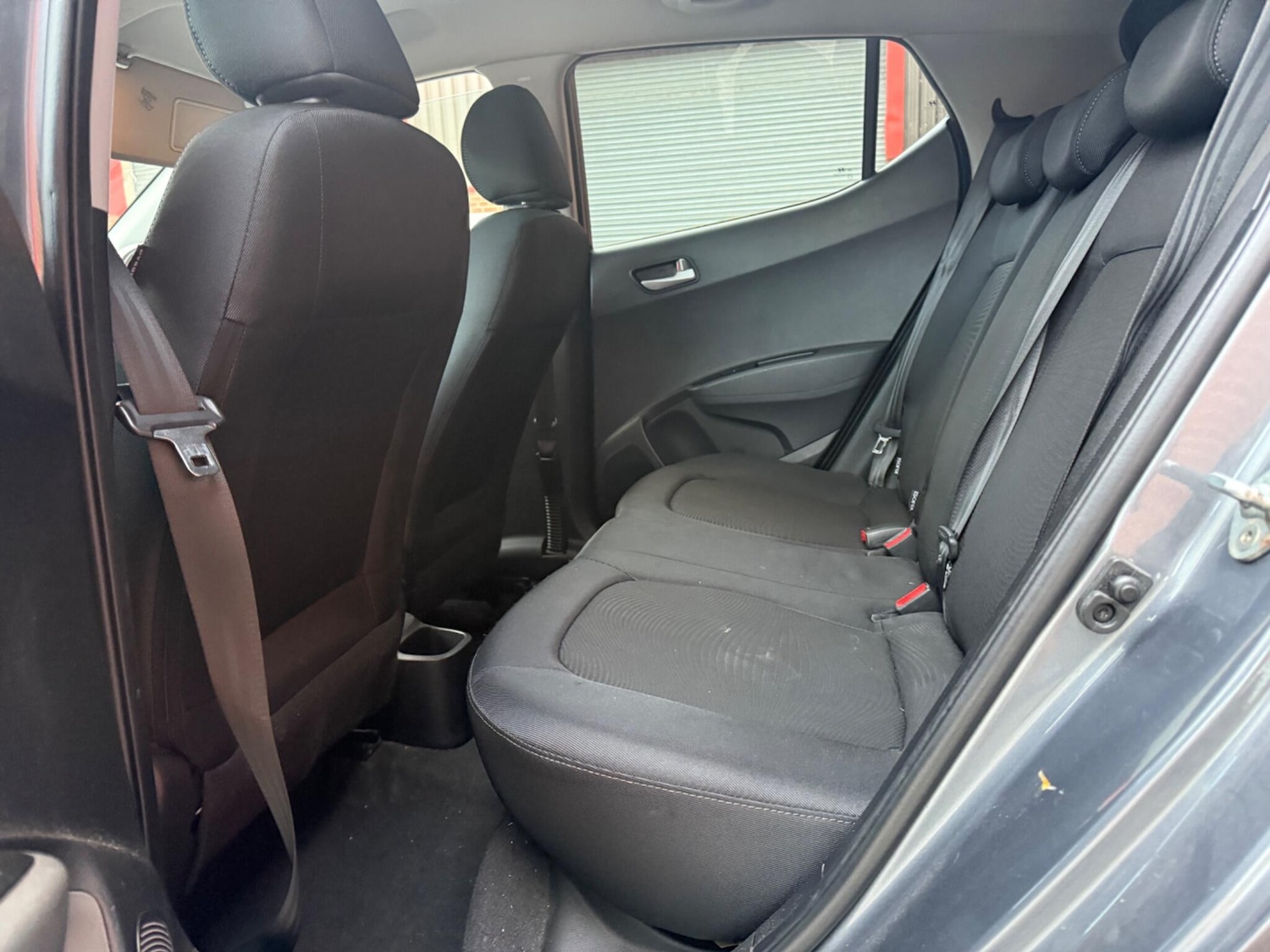 Used Hyundai i10 2017 for sale - 78048128: Photo 26