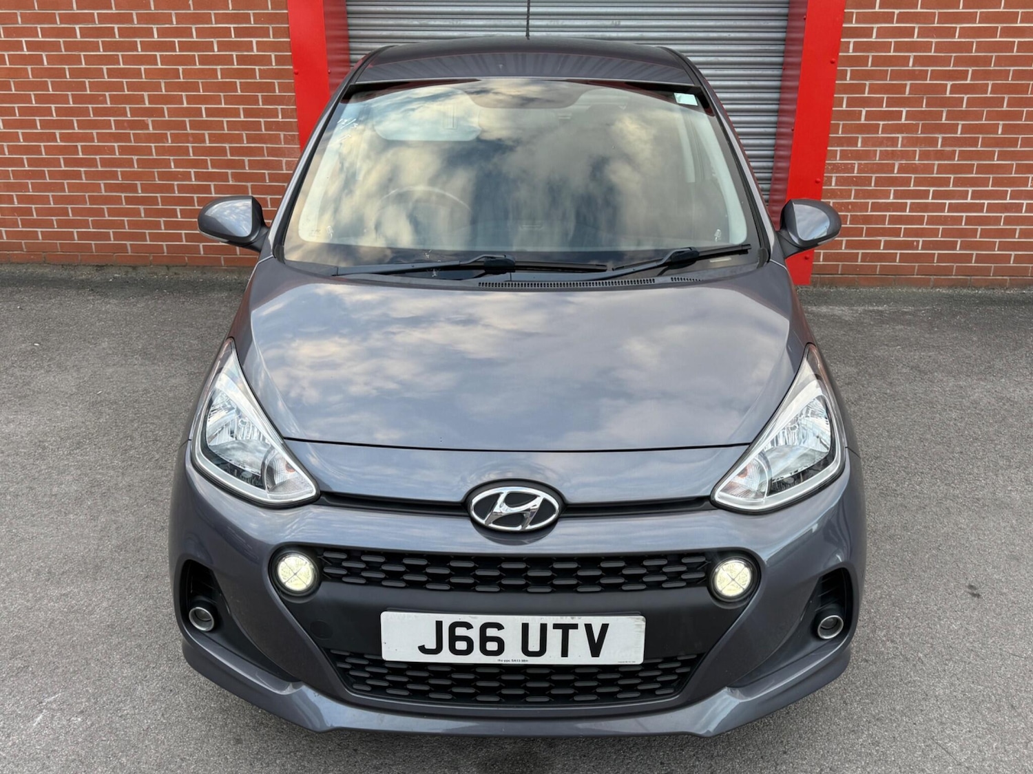 Used Hyundai i10 2017 for sale - 78048128: Photo 3
