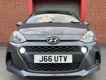 Used Hyundai i10 2017 for sale - 78048128: Photo