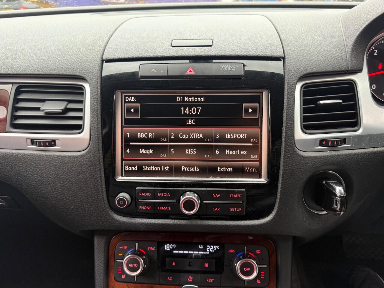 Used Volkswagen Touareg 2012 for sale - 76550715: Photo 17