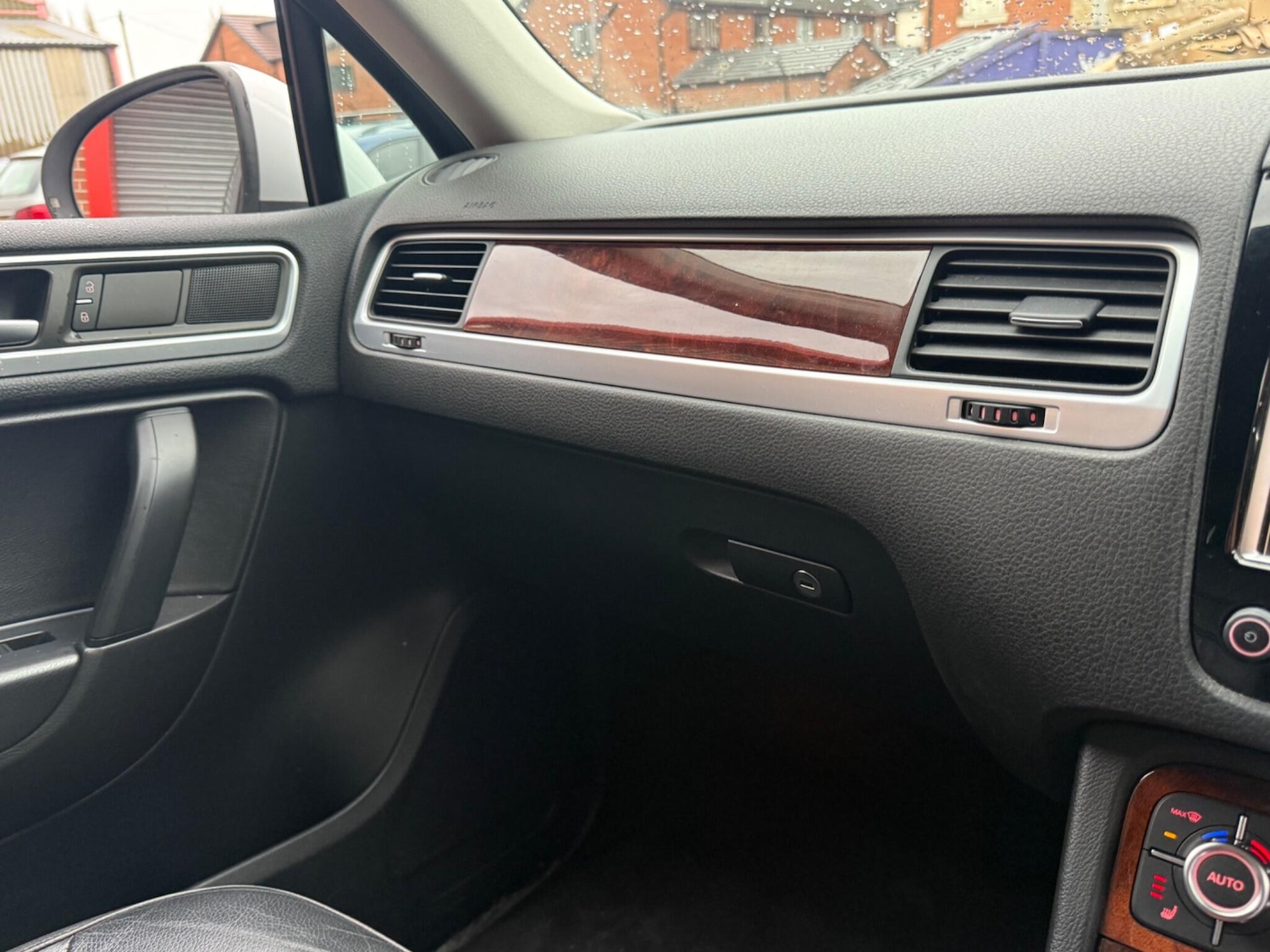 Used Volkswagen Touareg 2012 for sale - 76550715: Photo 20