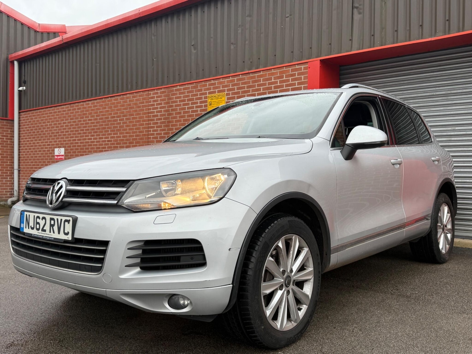 Used Volkswagen Touareg 2012 for sale - 76550715: Photo 5