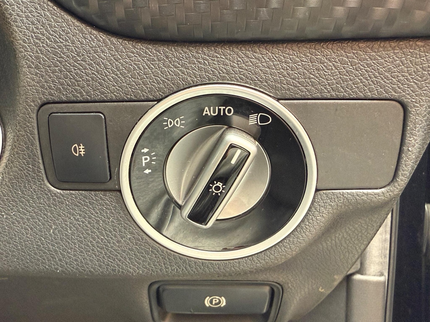 Used Mercedes-Benz A-Class 2014 for sale - 76377472: Photo 10