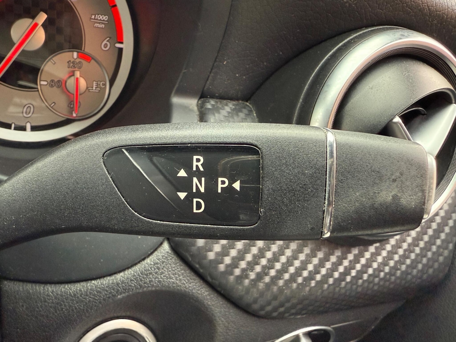 Used Mercedes-Benz A-Class 2014 for sale - 76377472: Photo 12