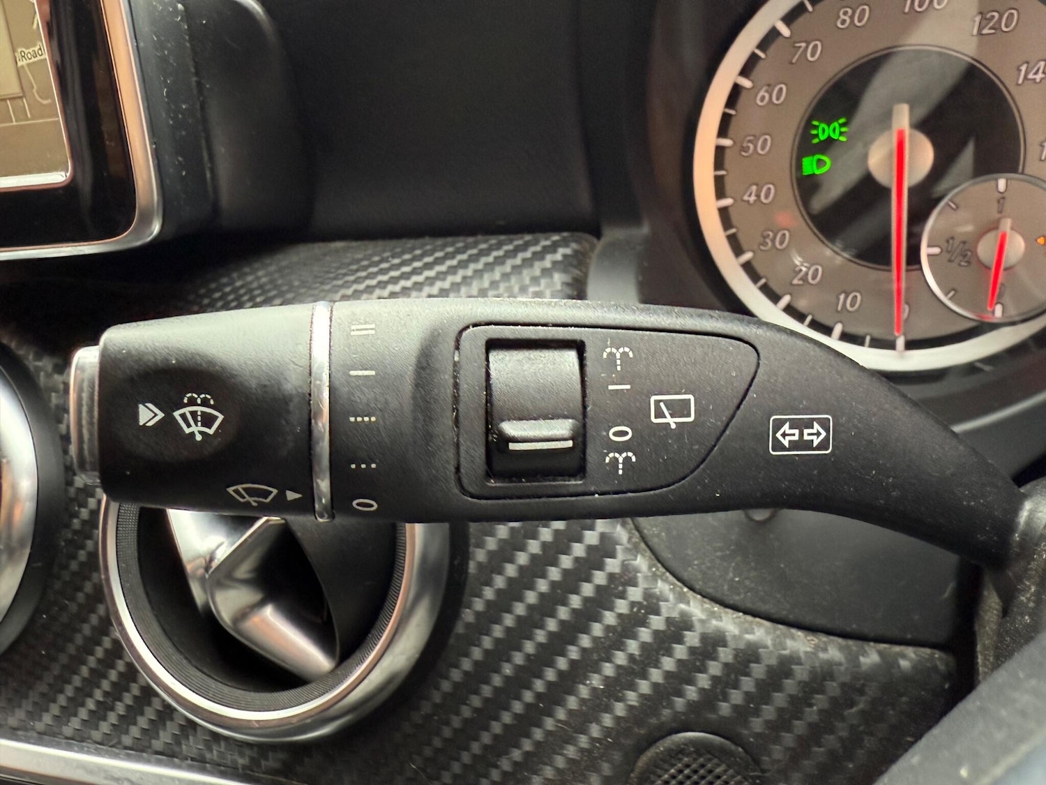 Used Mercedes-Benz A-Class 2014 for sale - 76377472: Photo 15