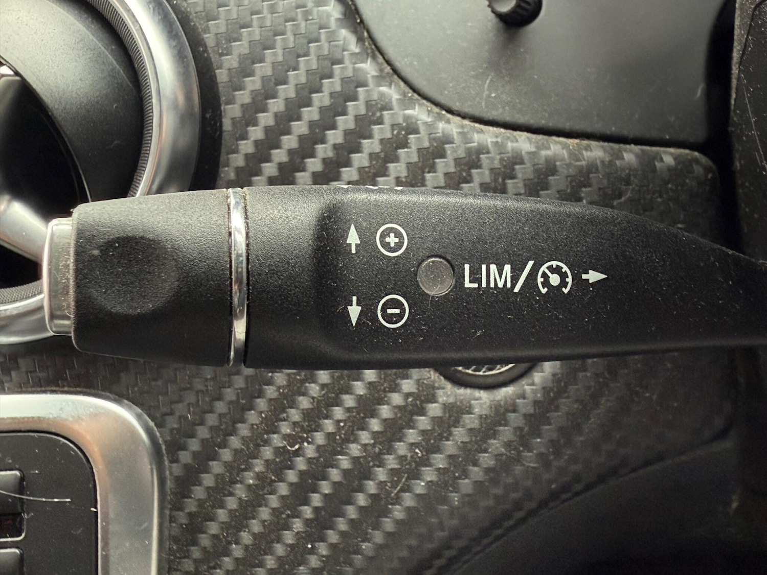 Used Mercedes-Benz A-Class 2014 for sale - 76377472: Photo 16