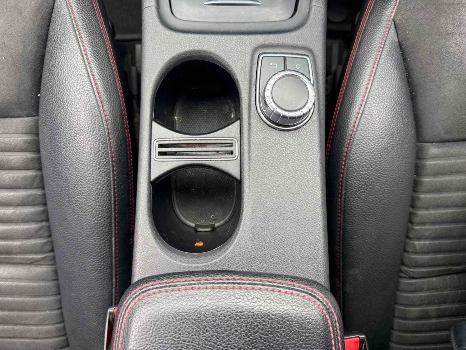 Used Mercedes-Benz A-Class 2014 for sale - 76377472: Photo 19