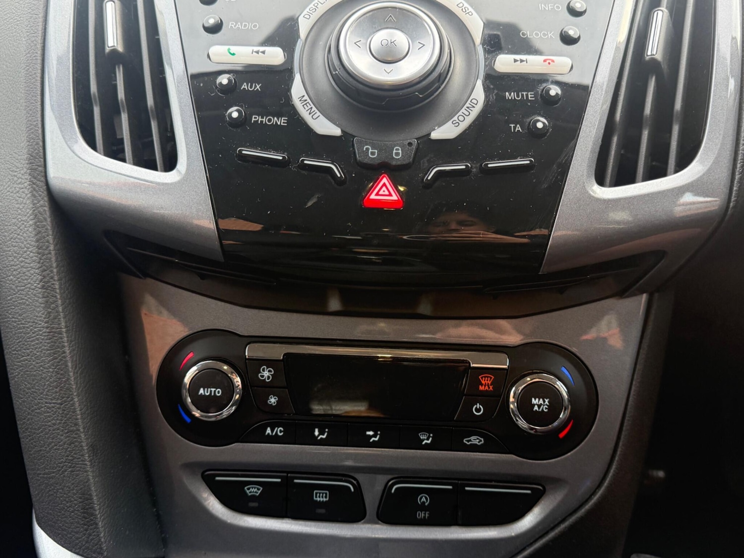 Used Ford Focus 2011 for sale - 77411380: Photo 19