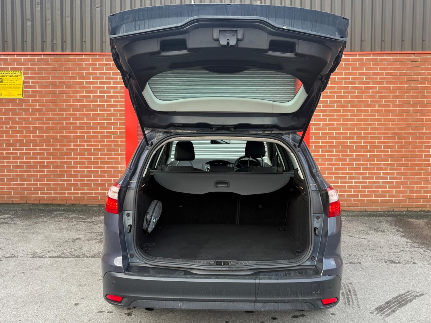 Used Ford Focus 2011 for sale - 77411380: Photo 38