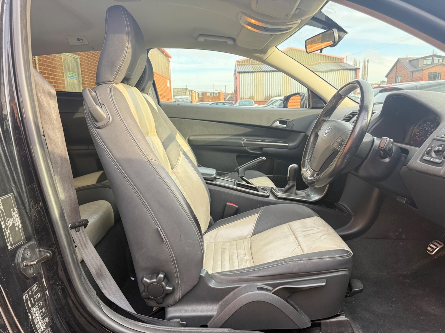 Used Volvo C30 2010 for sale - 76839595: Photo 21